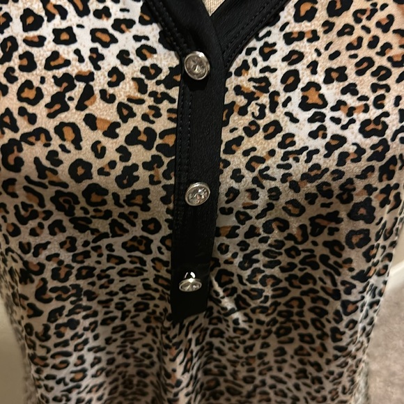 Womens leopard print short sleeve top, bling buttons, size L - Picture 3 of 7